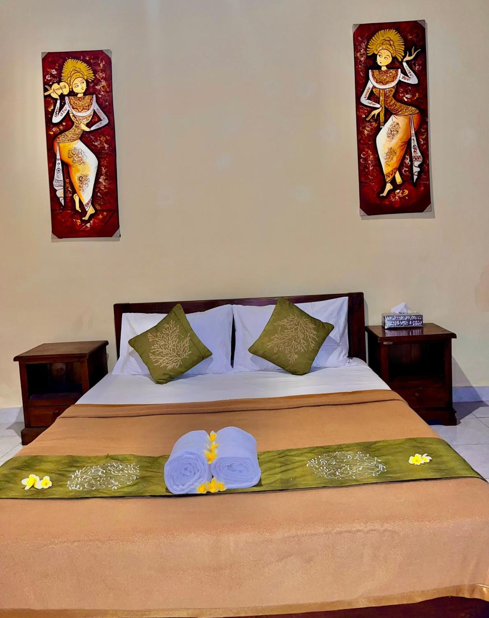 Lionk Bali House Bed & Breakfast Ubud  Bagian luar foto