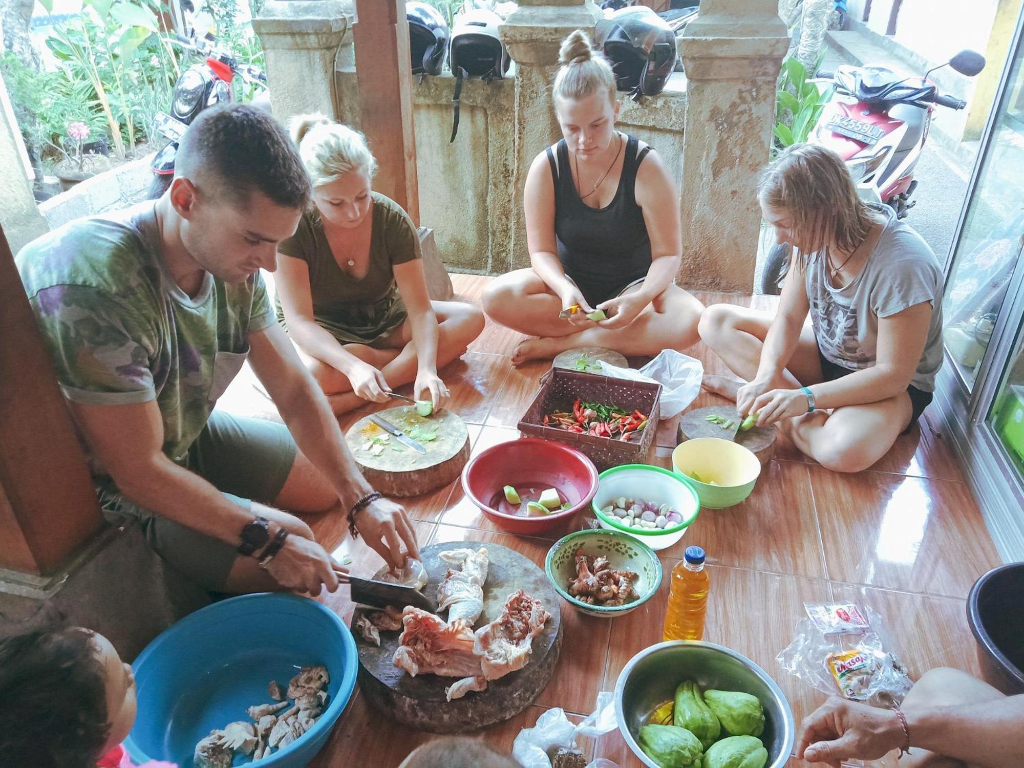 Lionk Bali House Bed & Breakfast Ubud  Bagian luar foto