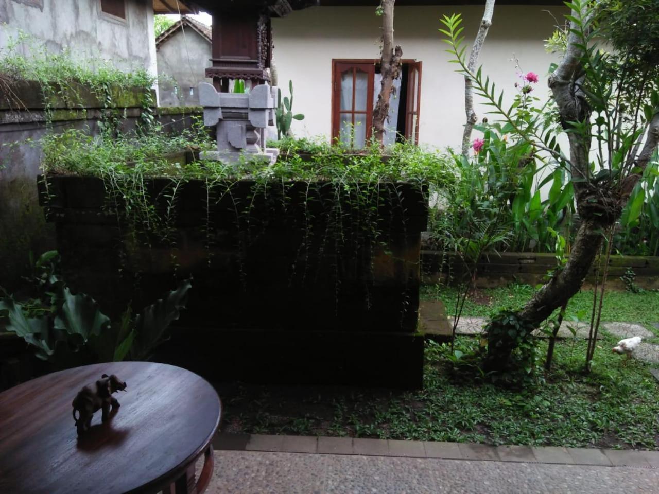 Lionk Bali House Bed & Breakfast Ubud  Bagian luar foto